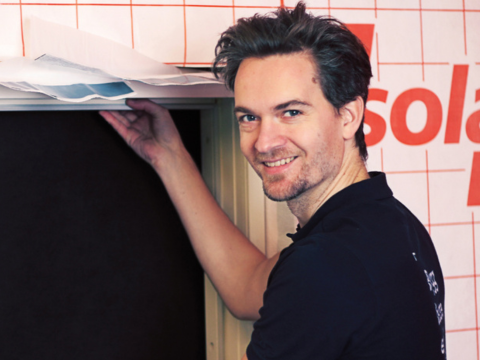 Åsmund Strandgård, leder for produktteknisk avdeling i Isola